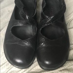 Aravon Pump - 8.5 2EE